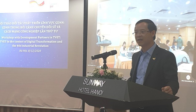 TS Trương Anh Dũng – Tổng cục trưởng Tổng cục Giáo dục nghề nghiệp phát biểu tại hội thảo